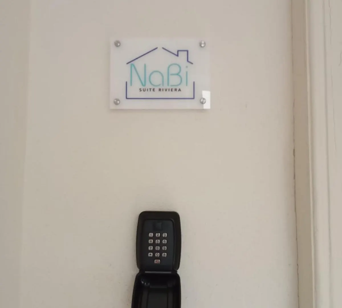Nabi Suite Riviera Naples Apartment